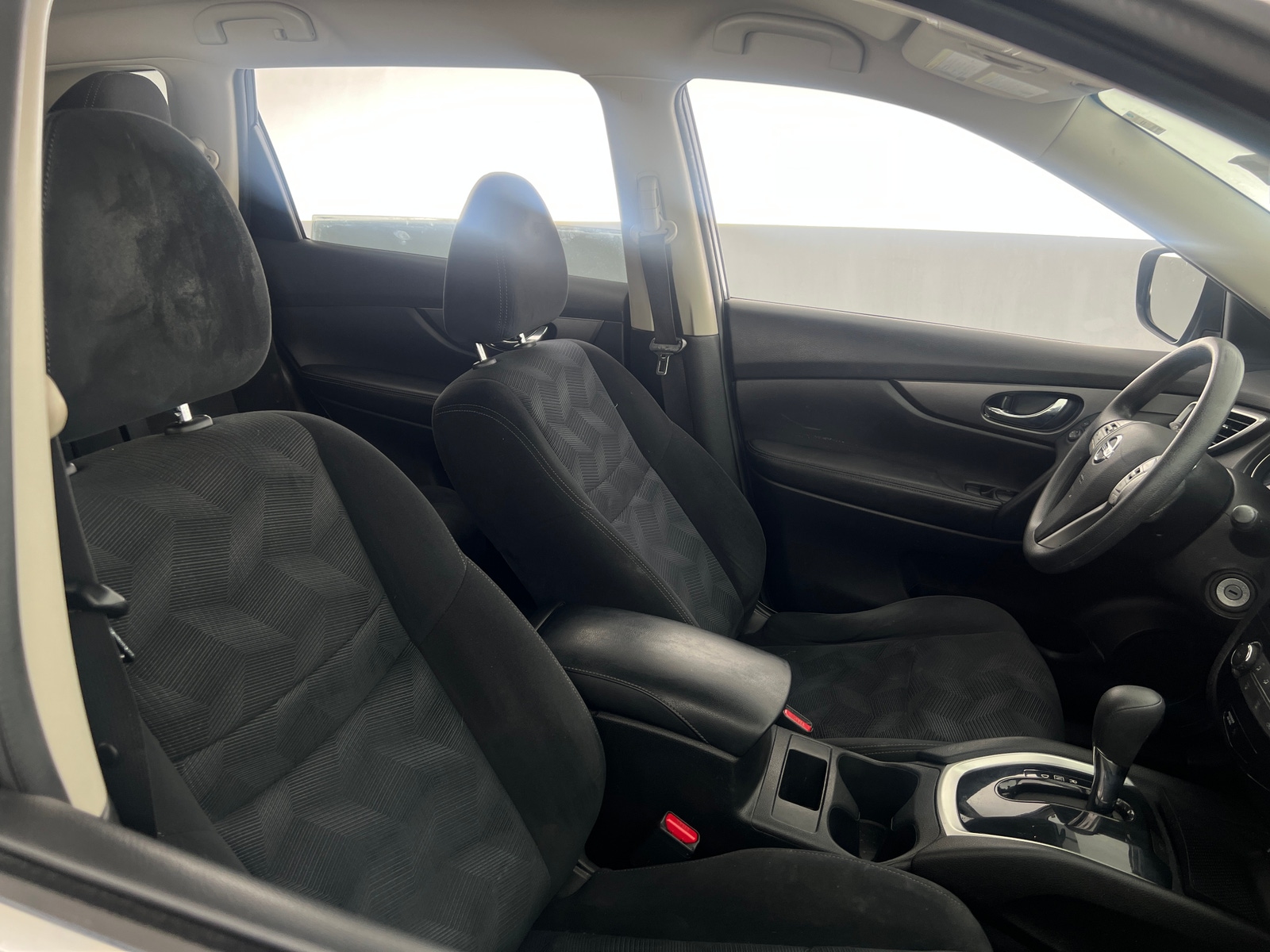 Thumbnail: 2016 Nissan Rogue - 2