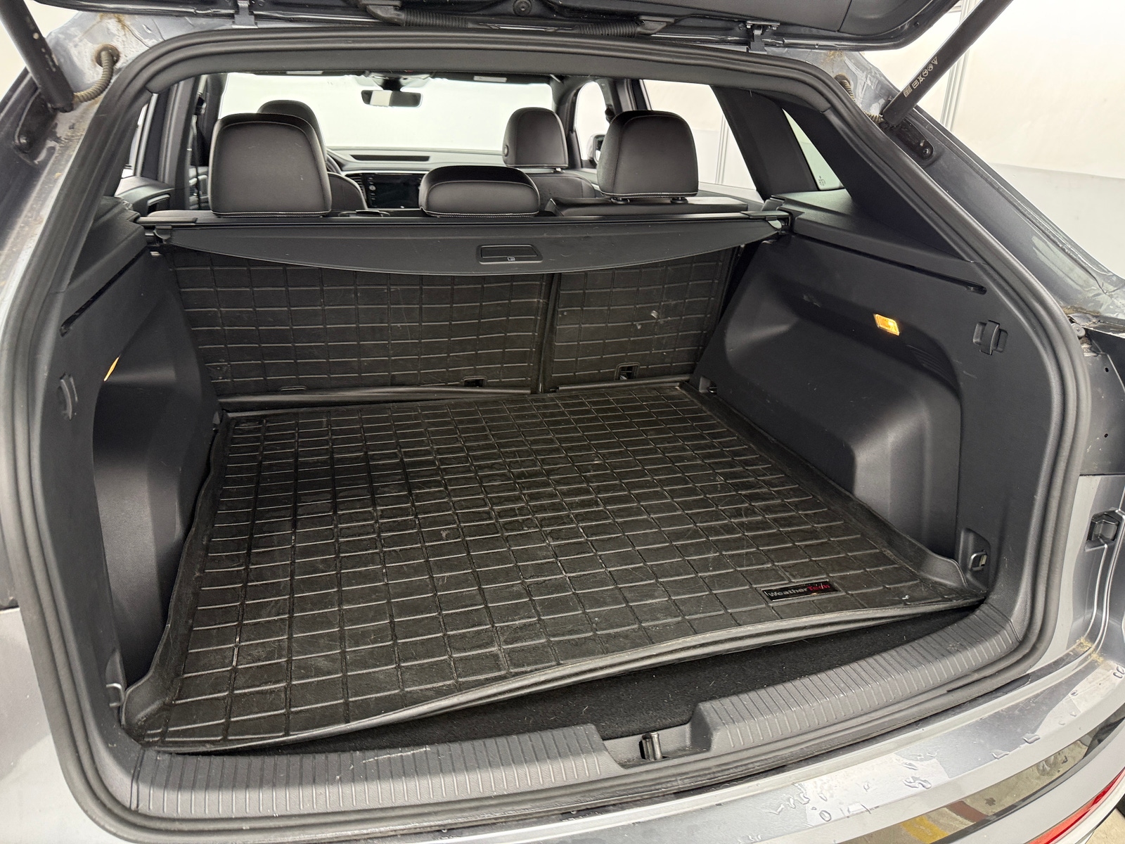 Thumbnail: 2023 Volkswagen Atlas - 6