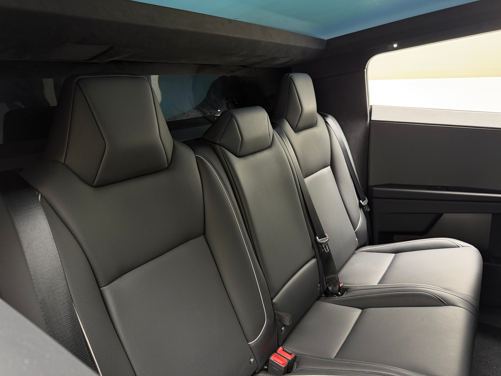 Thumbnail: 2024 Tesla Cybertruck - 5