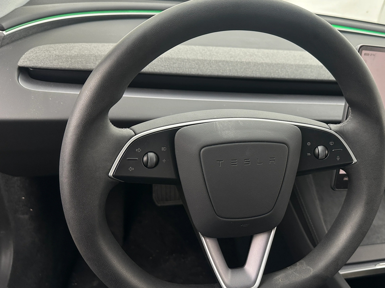 Thumbnail: 2025 Tesla Model 3 - 4