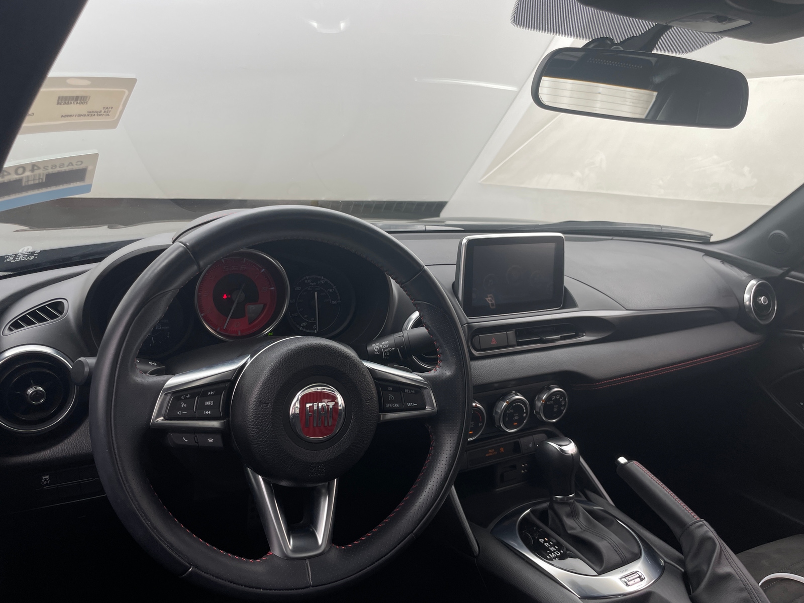 Thumbnail: 2017 Fiat 124 Spider - 2