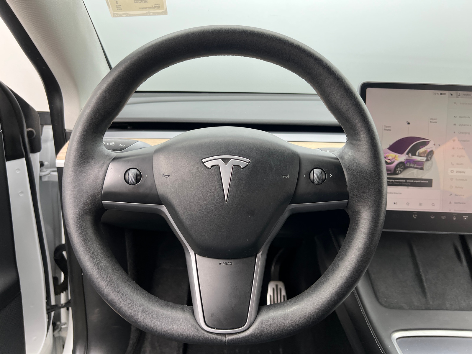 Thumbnail: 2023 Tesla Model Y - 4