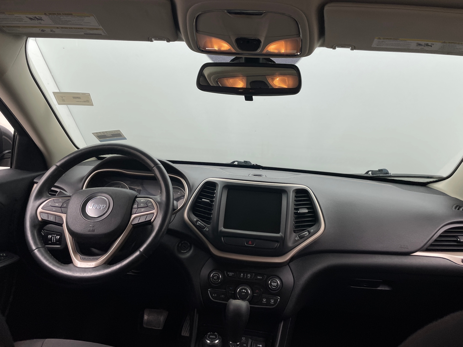 Thumbnail: 2015 Jeep Cherokee - 3