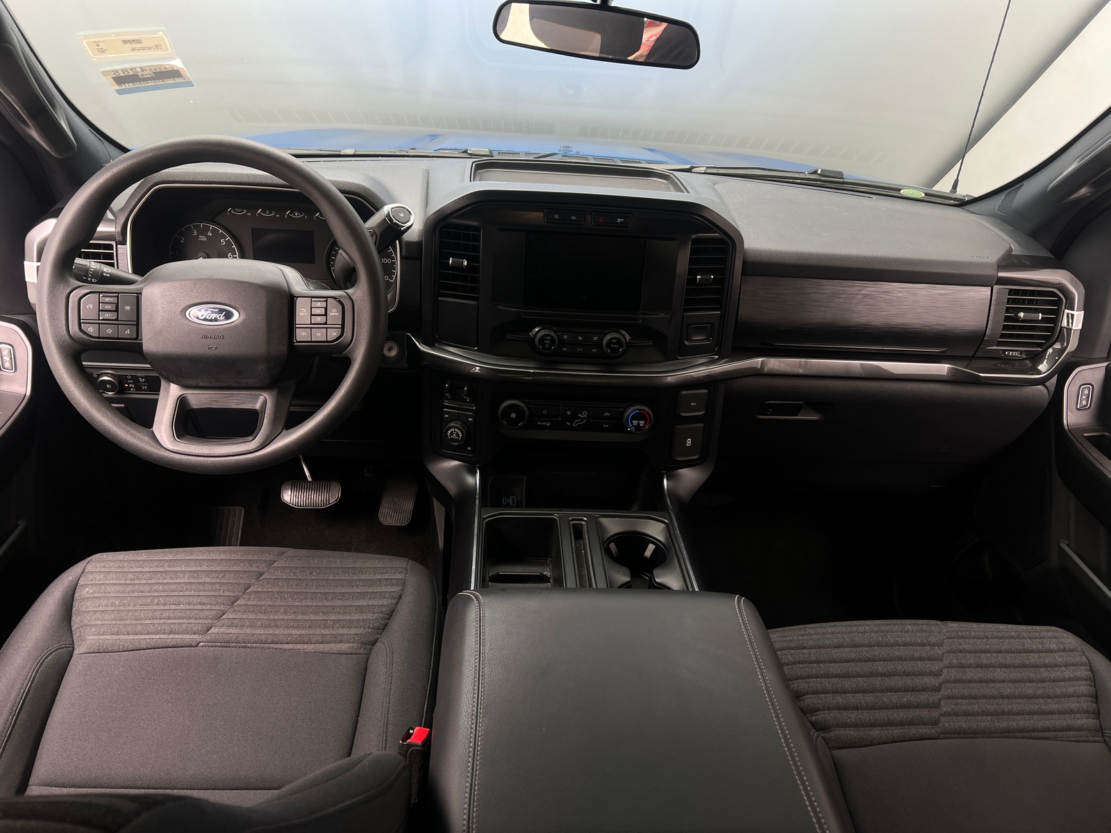 Thumbnail: 2021 Ford Econoline - 3