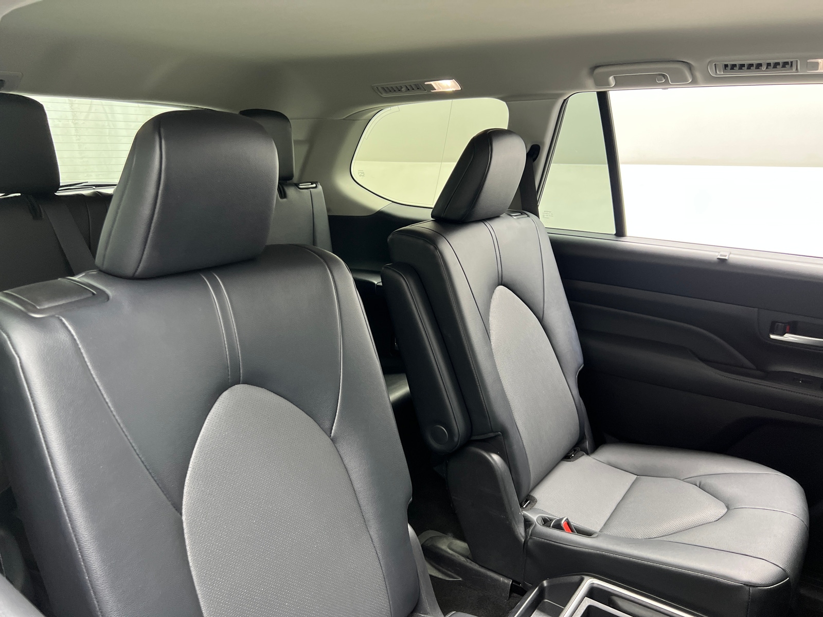 Thumbnail: 2025 Toyota Grand Highlander - 6