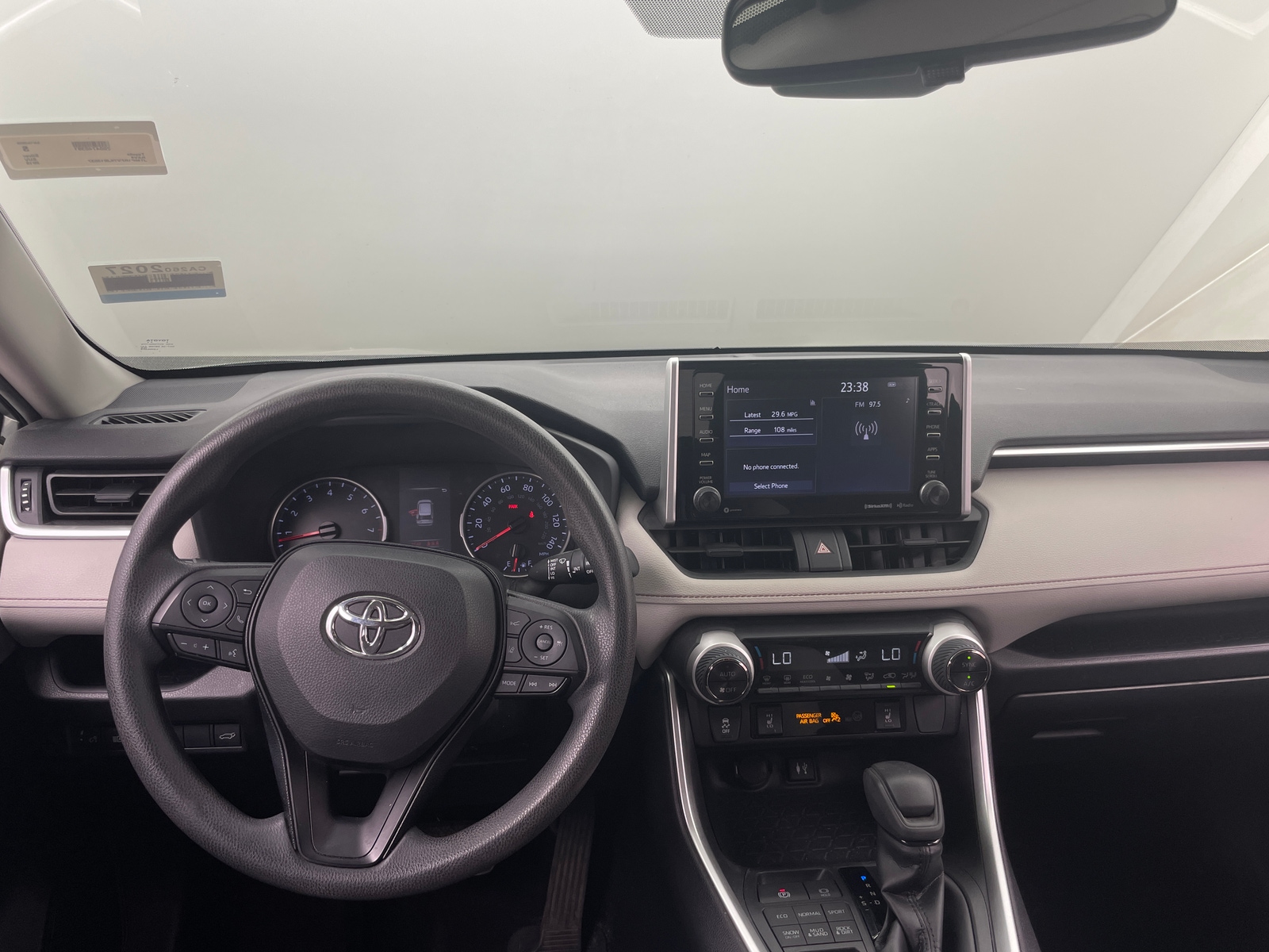 Thumbnail: 2019 Toyota RAV4 - 3