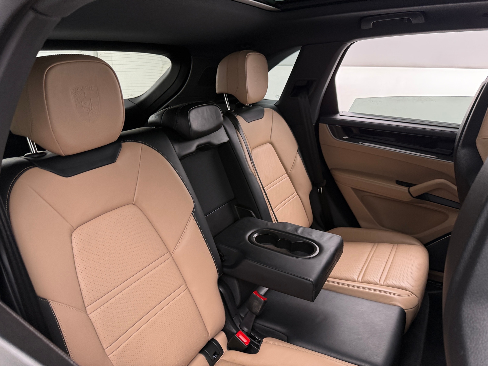 Thumbnail: 2024 Porsche Cayenne - 5