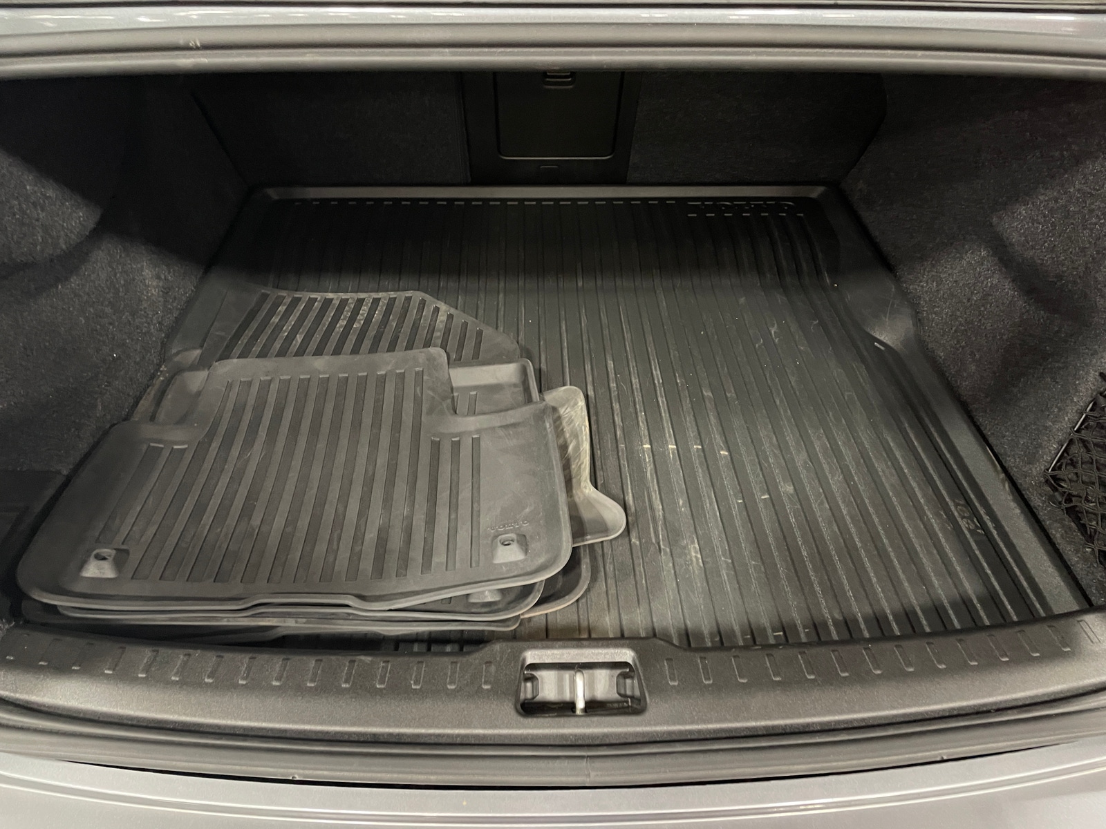 Thumbnail: 2019 Volvo S60 - 6