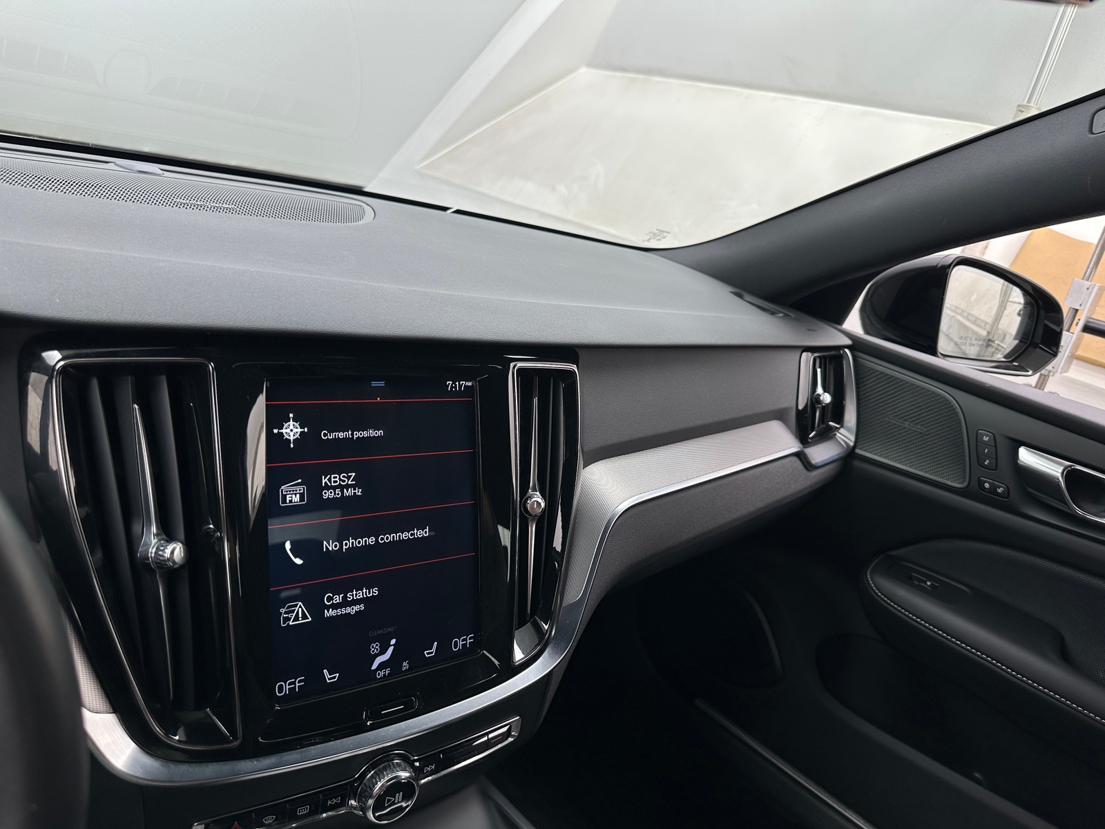 Thumbnail: 2019 Volvo S60 - 3