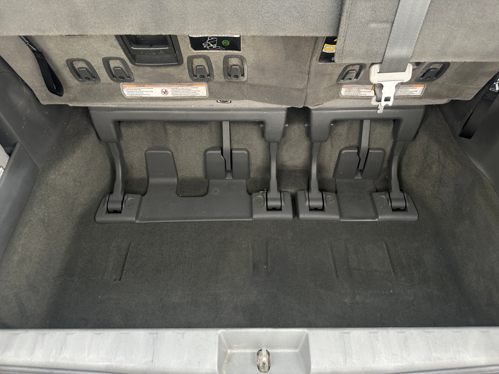 Thumbnail: 2018 Toyota Sienna - 6