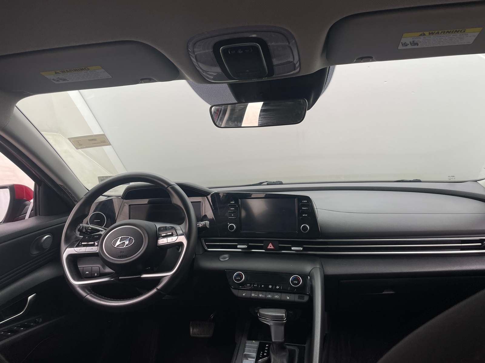 Thumbnail: 2022 Hyundai Elantra - 3