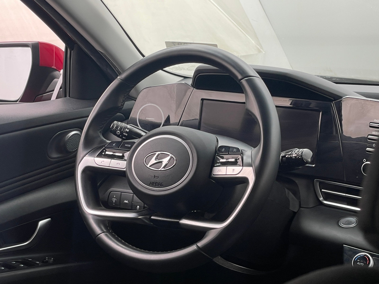 Thumbnail: 2022 Hyundai Elantra - 5