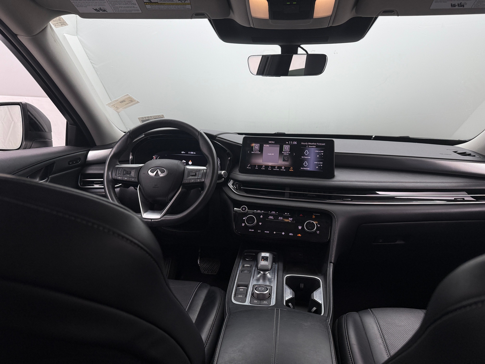 Thumbnail: 2023 INFINITI QX60 - 2