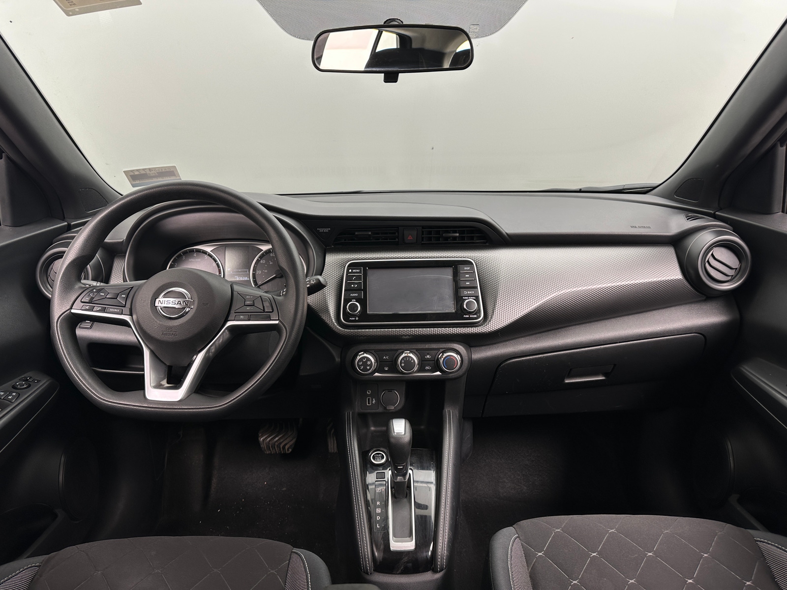 Thumbnail: 2019 Nissan Kicks - 3
