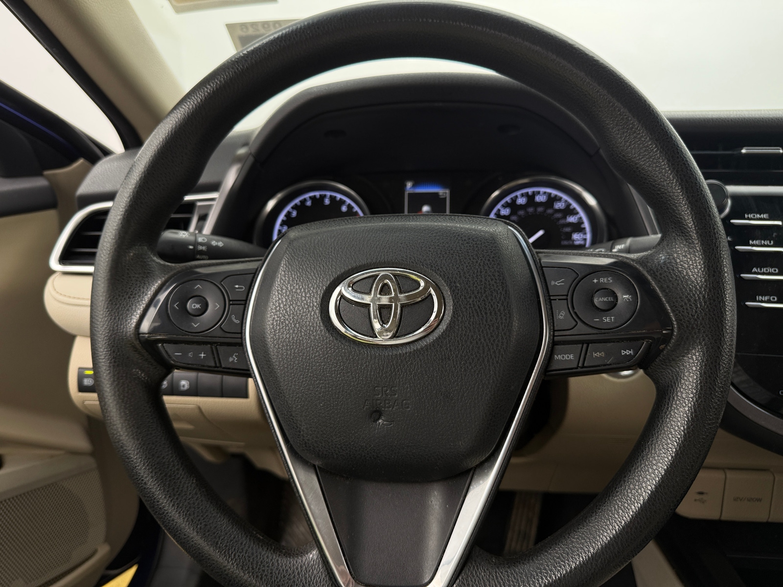 Thumbnail: 2018 Toyota Camry - 5