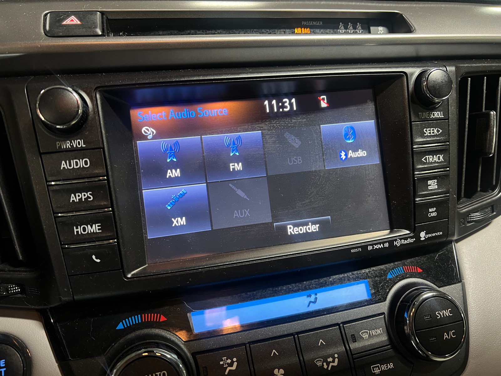 Thumbnail: 2017 Toyota RAV4 - 4