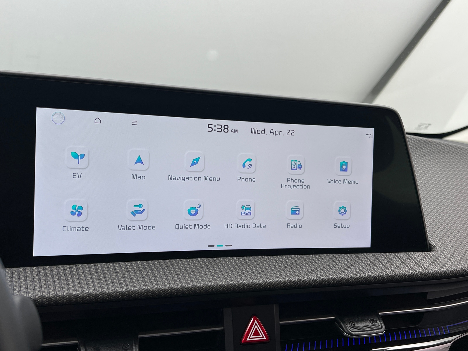 Thumbnail: 2022 Kia EV6 - 3