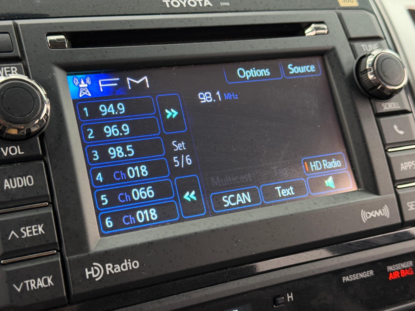 Thumbnail: 2013 Toyota Tacoma - 4