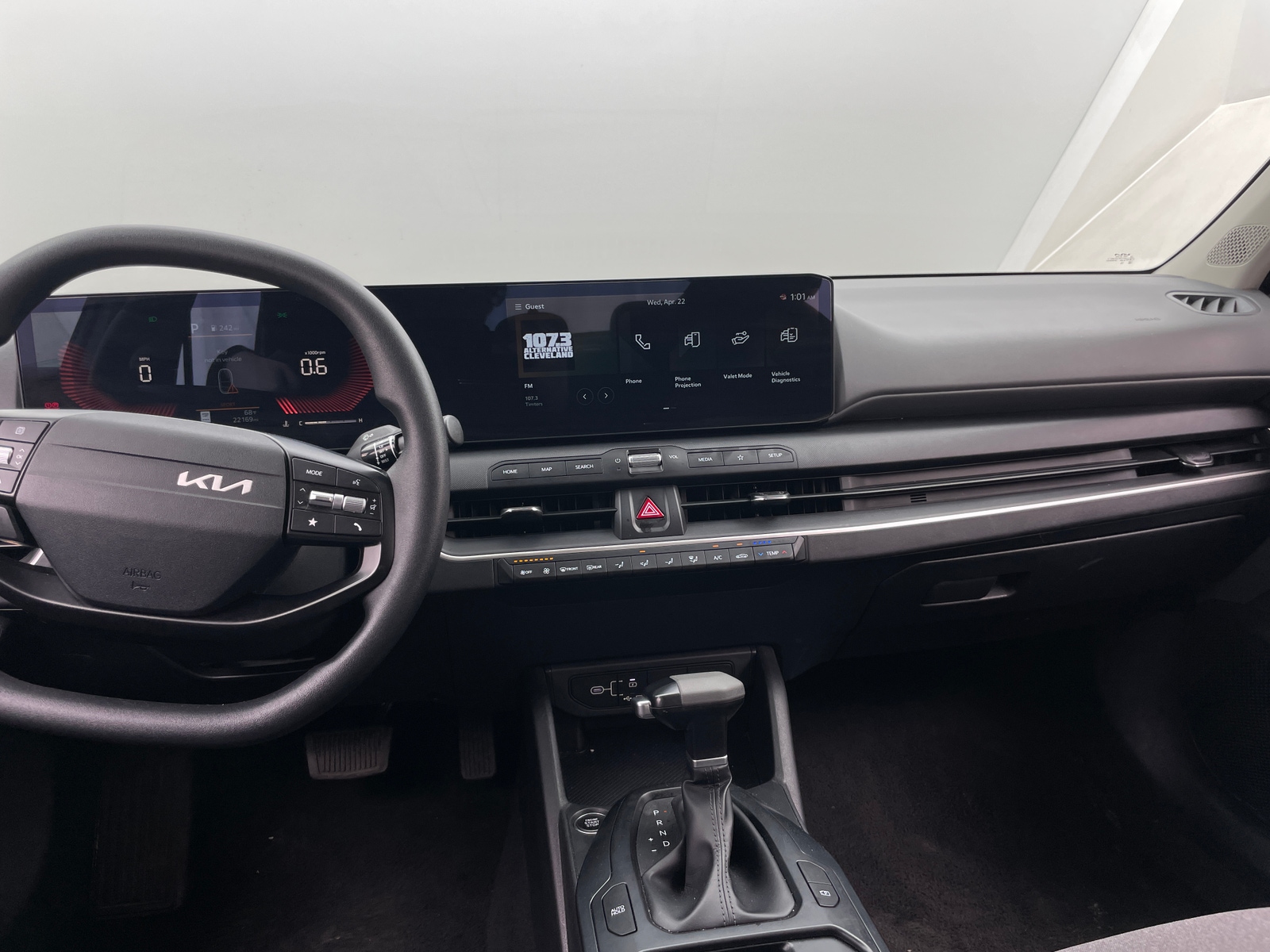 Thumbnail: 2025 Kia K4 - 3