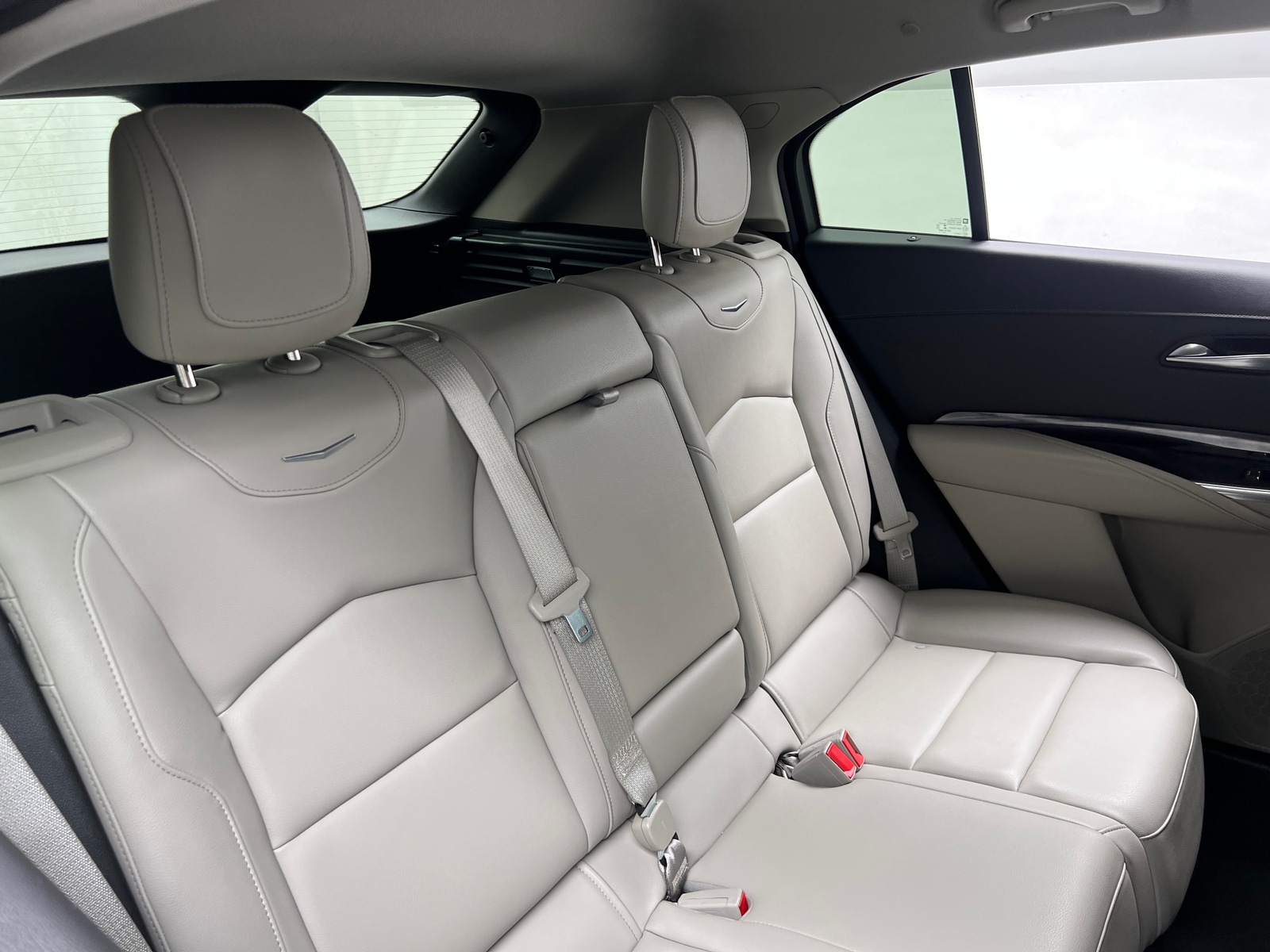 Thumbnail: 2020 Cadillac XT4 - 5