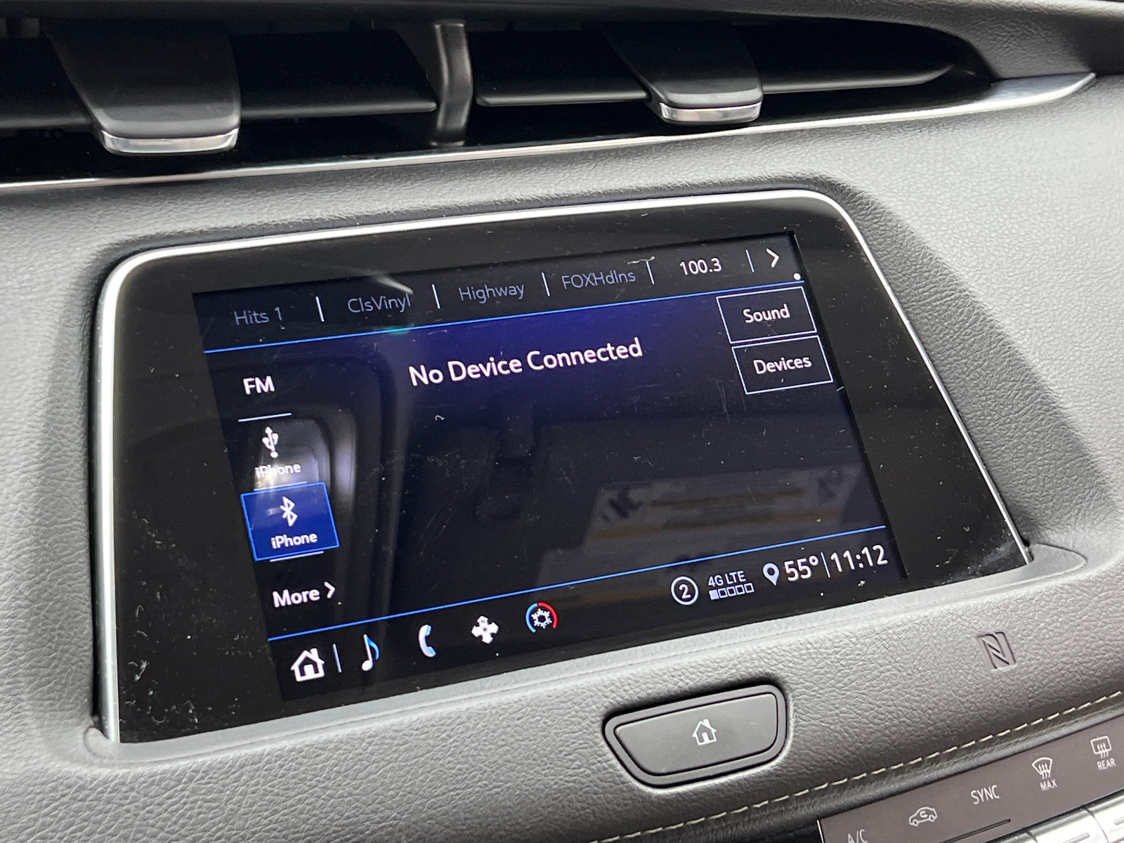 Thumbnail: 2020 Cadillac XT4 - 3