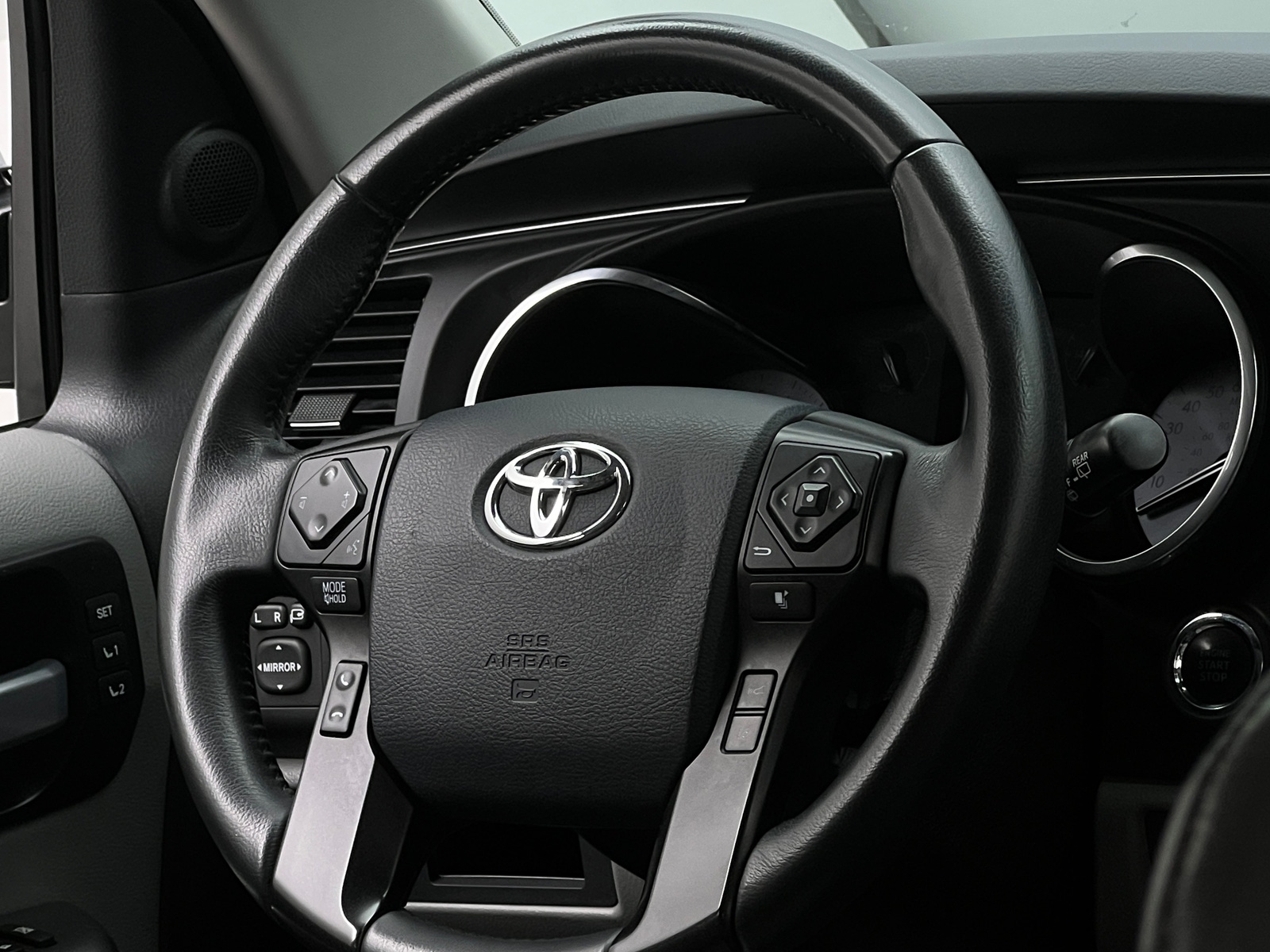 Thumbnail: 2020 Toyota Sequoia - 4