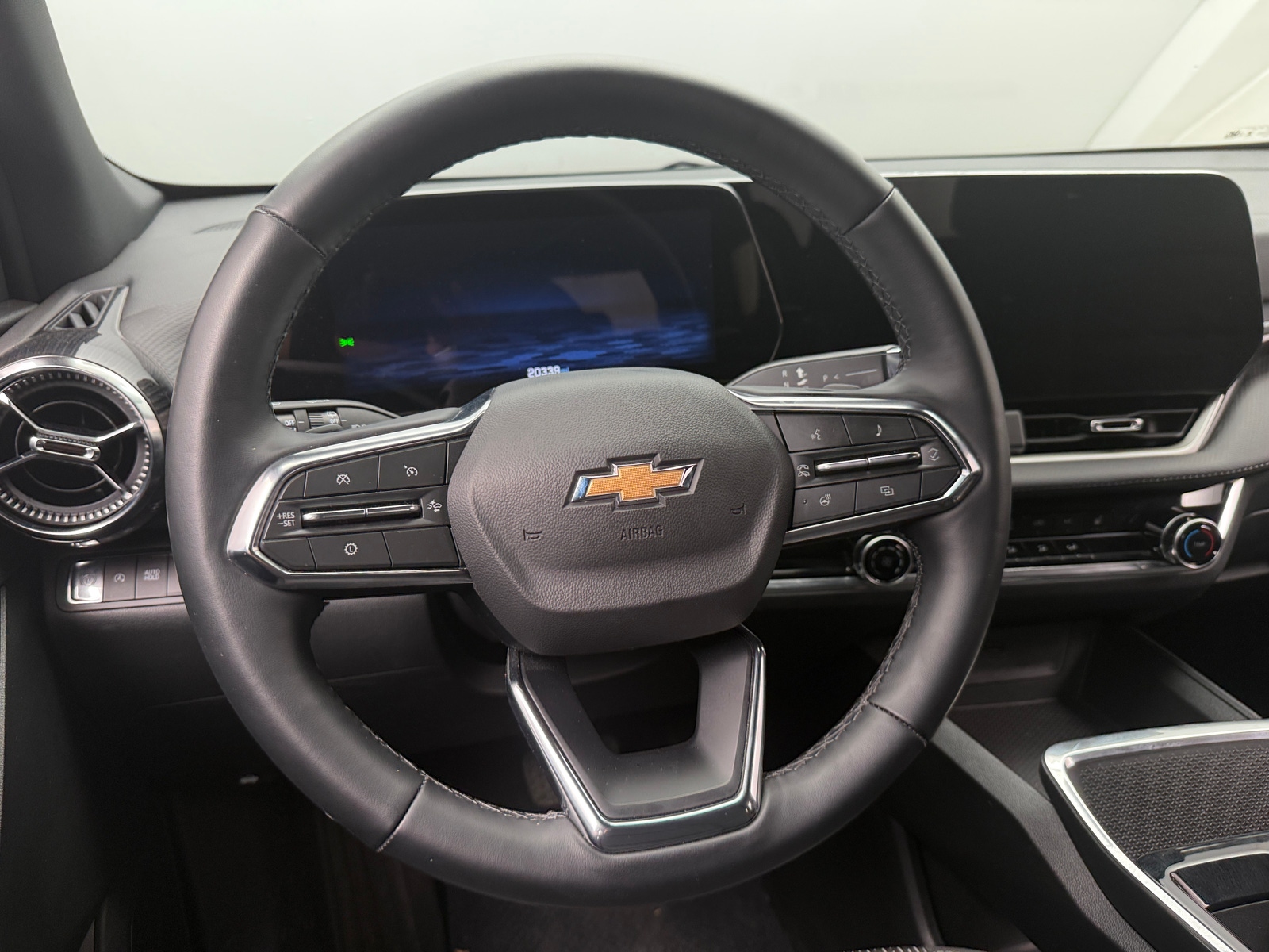 Thumbnail: 2025 Chevrolet Equinox - 5
