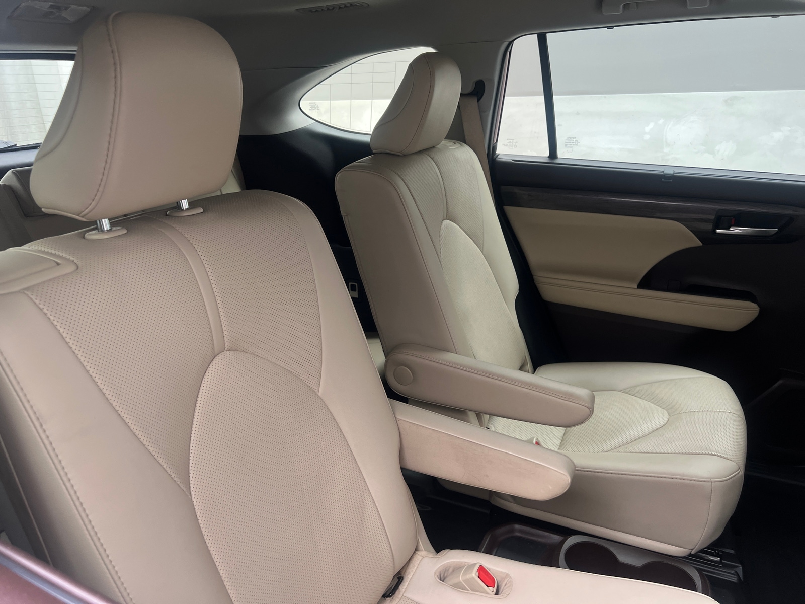 Thumbnail: 2021 Toyota Highlander - 5