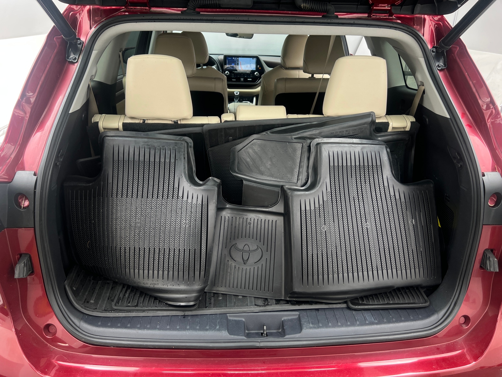 Thumbnail: 2021 Toyota Highlander - 6