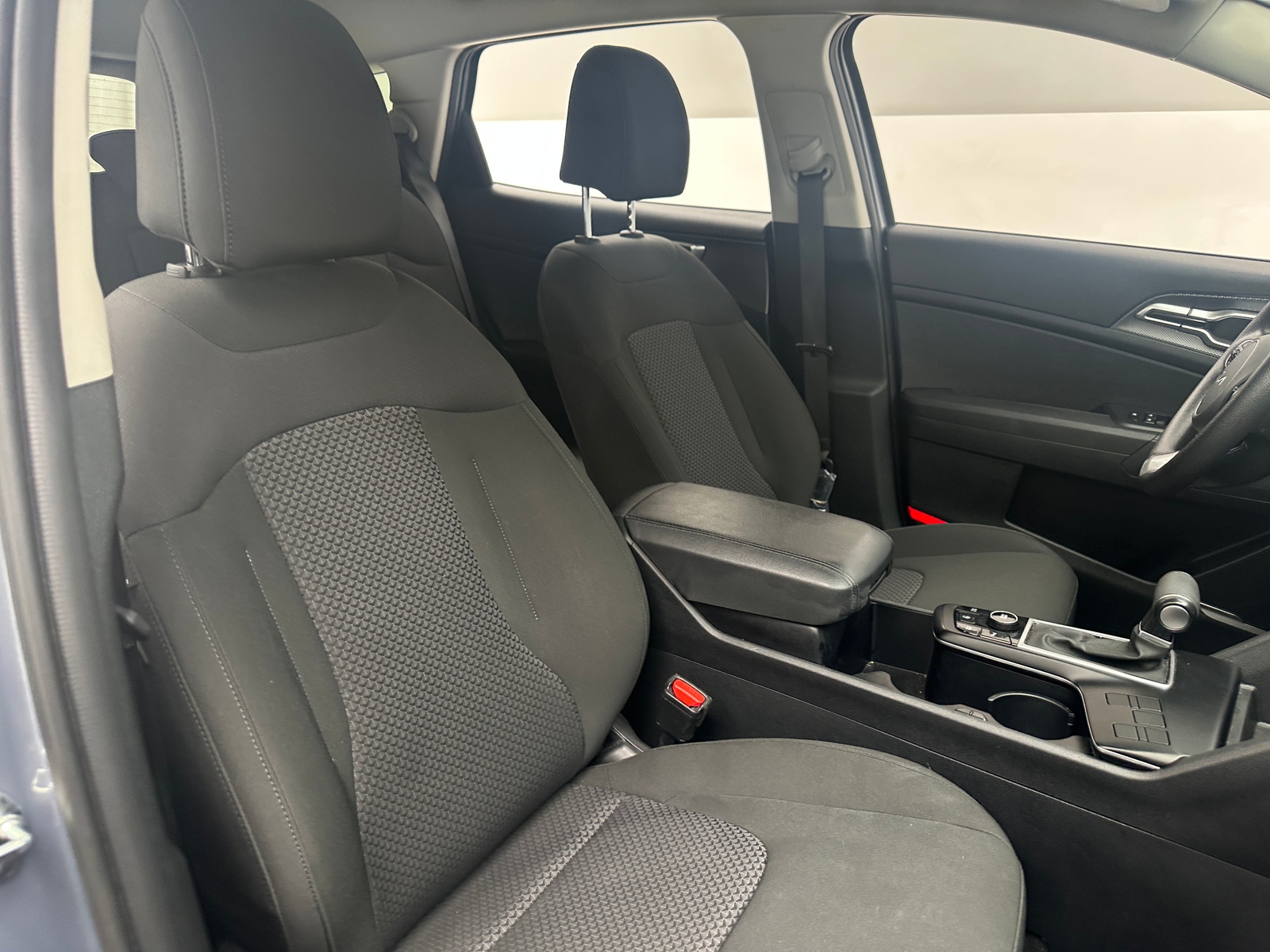 Thumbnail: 2025 Kia Sportage - 2