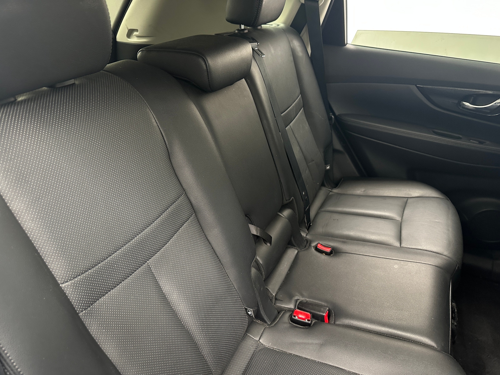 Thumbnail: 2015 Nissan Rogue - 5