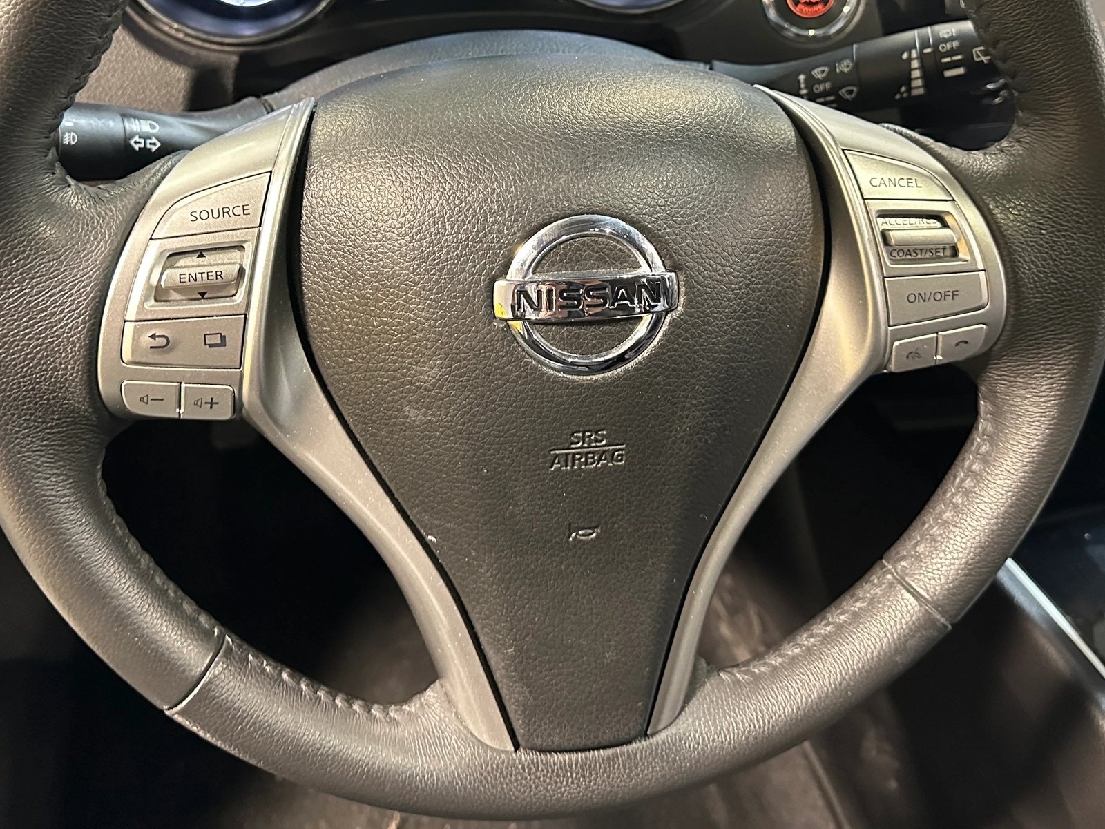 Thumbnail: 2015 Nissan Rogue - 4