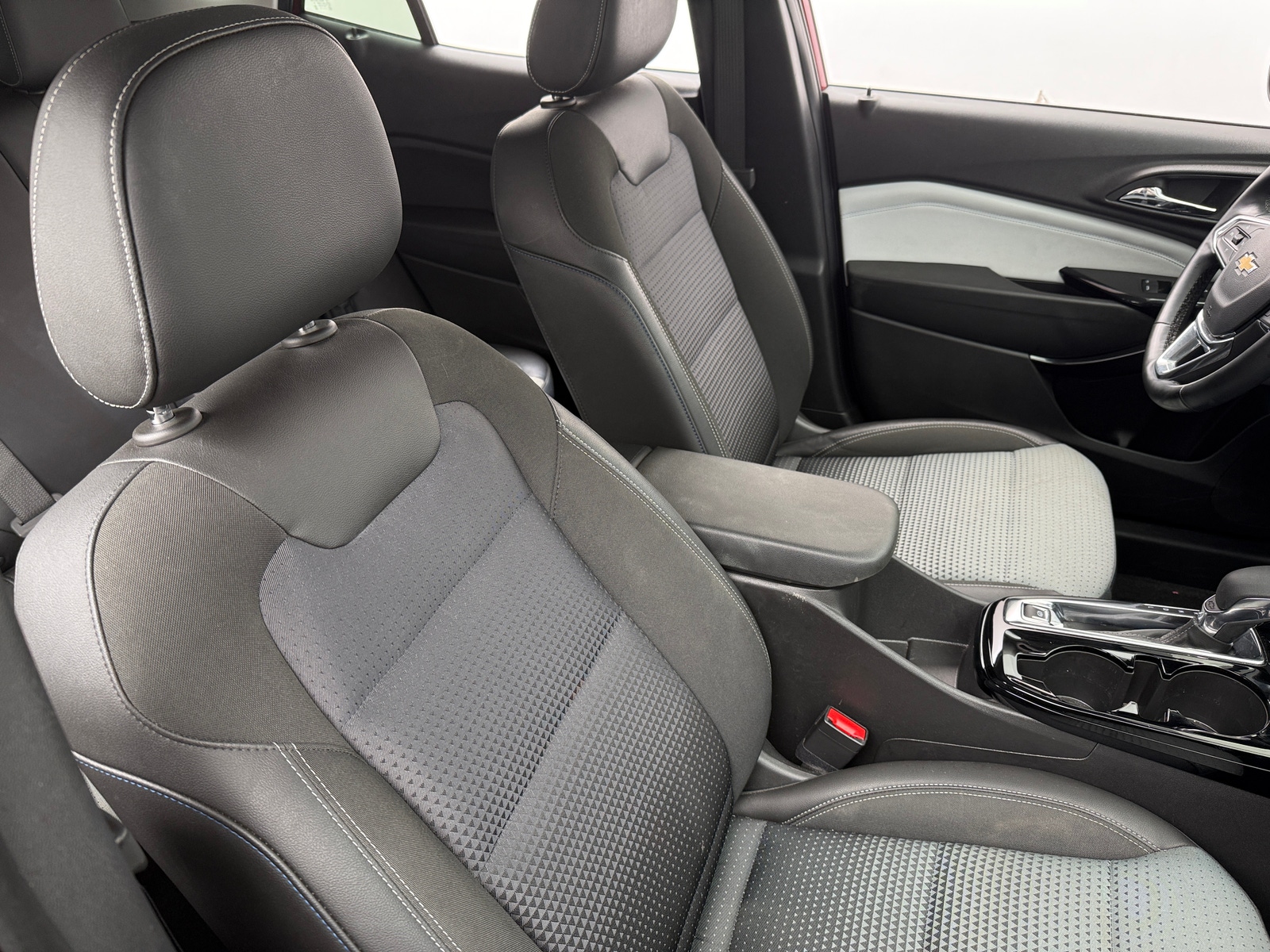 Thumbnail: 2025 Chevrolet Trax - 2