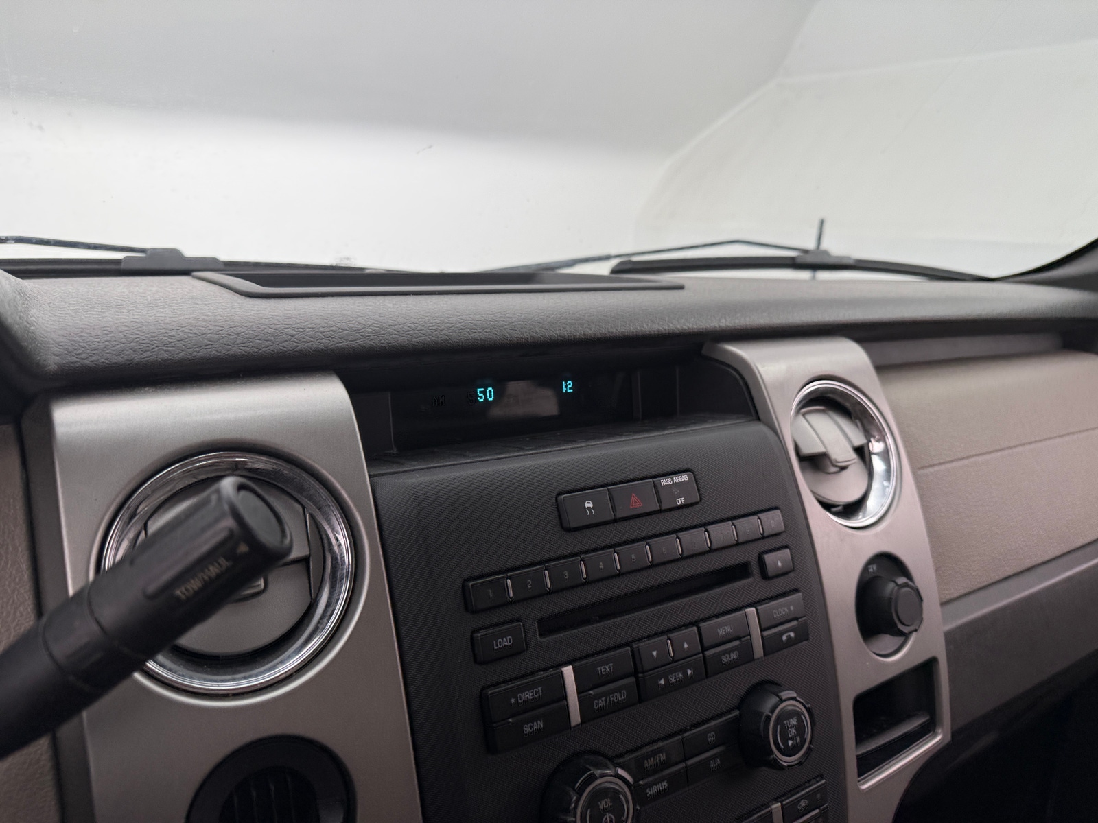 Thumbnail: 2010 Ford Econoline - 4