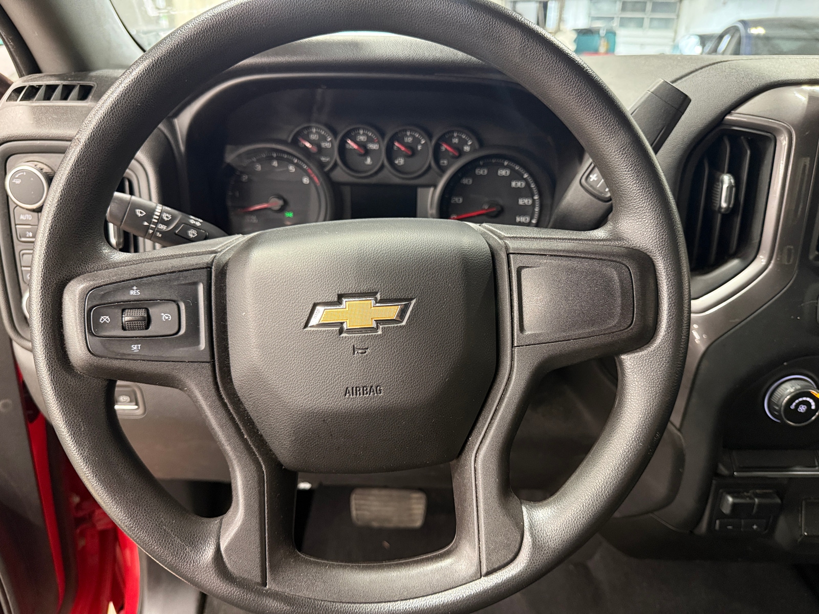 Thumbnail: 2019 Chevrolet Silverado 1500 - 5