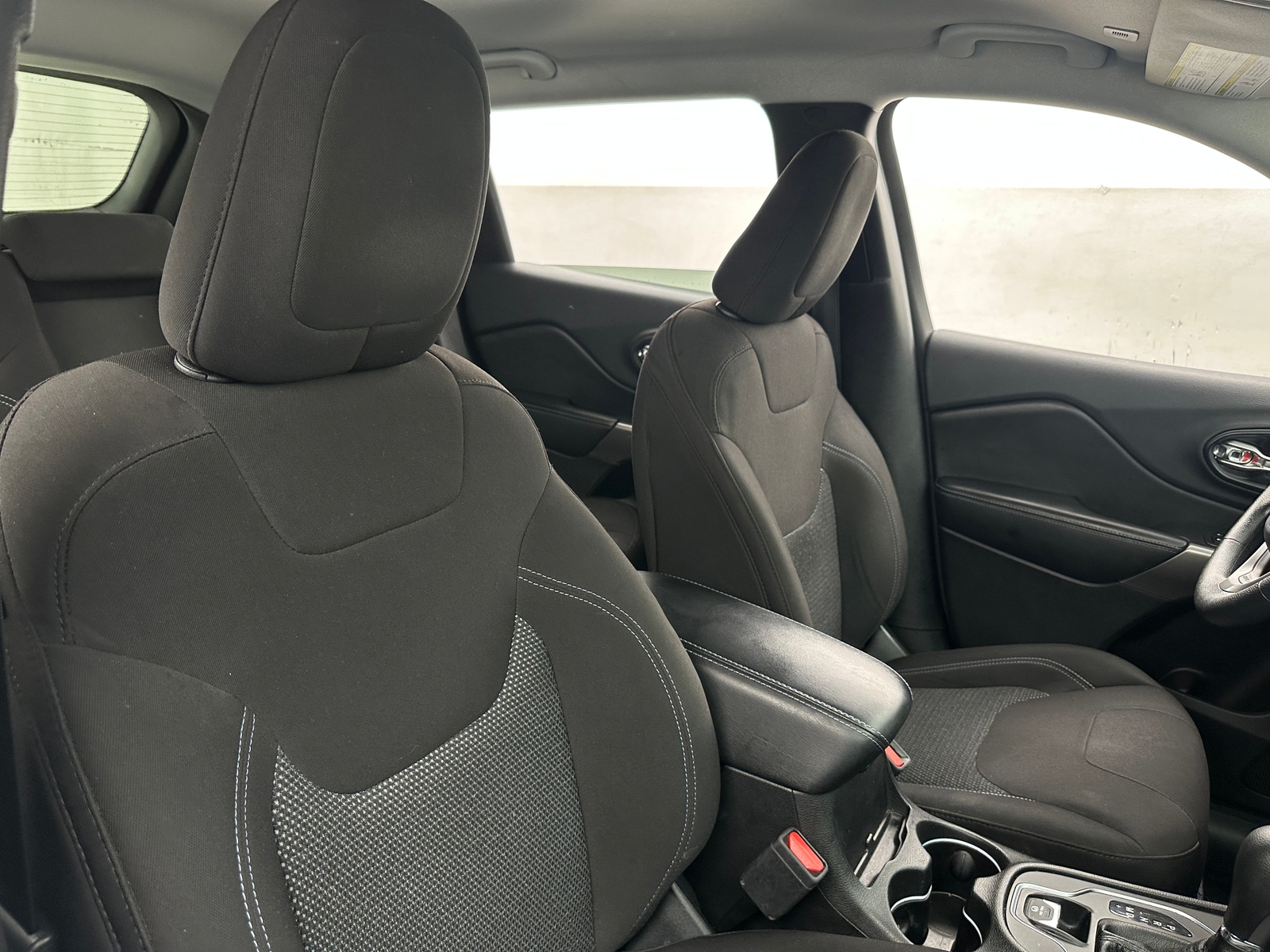 Thumbnail: 2019 Jeep Cherokee - 2