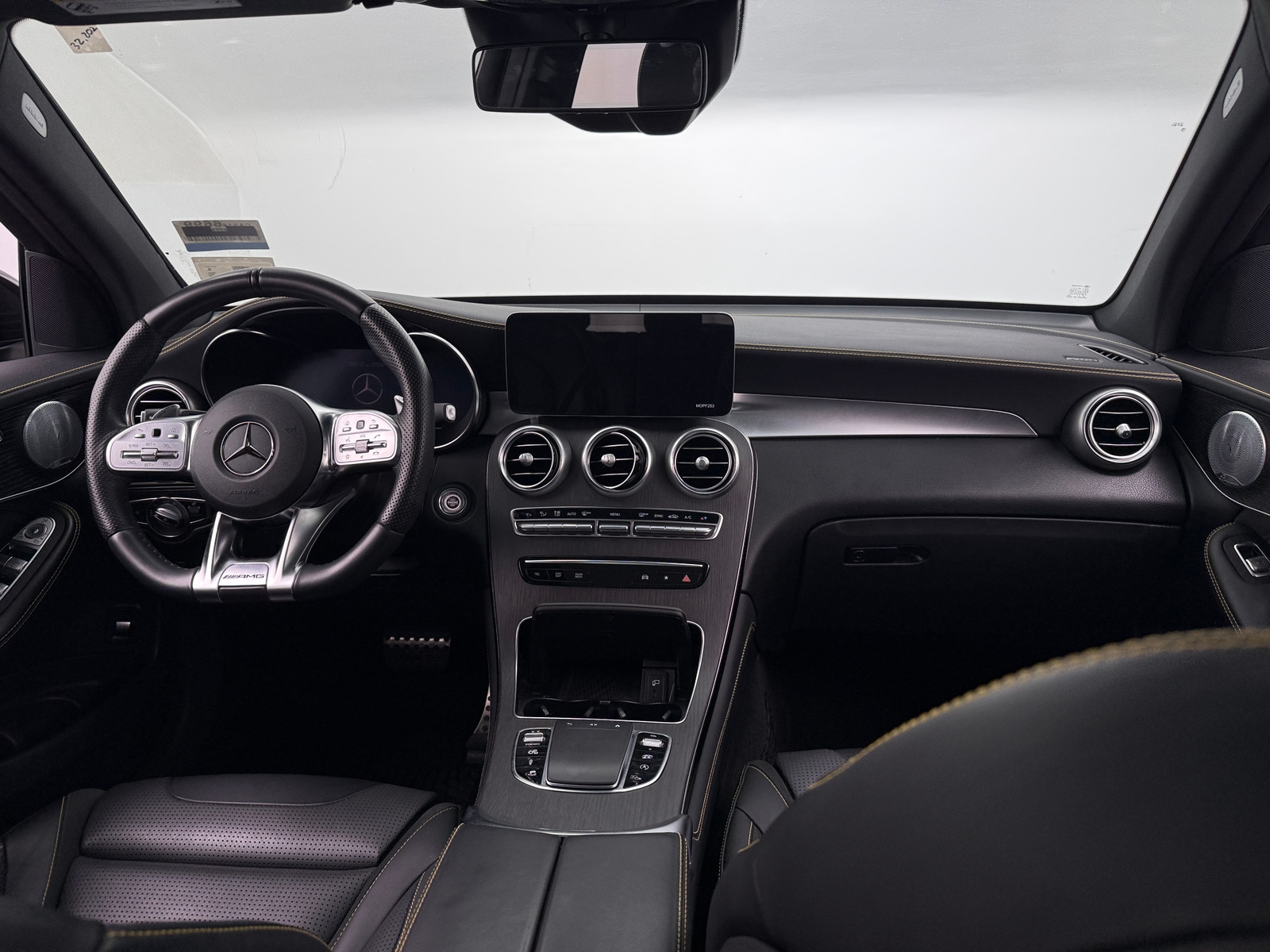 Thumbnail: 2020 Mercedes-Benz GLC - 2