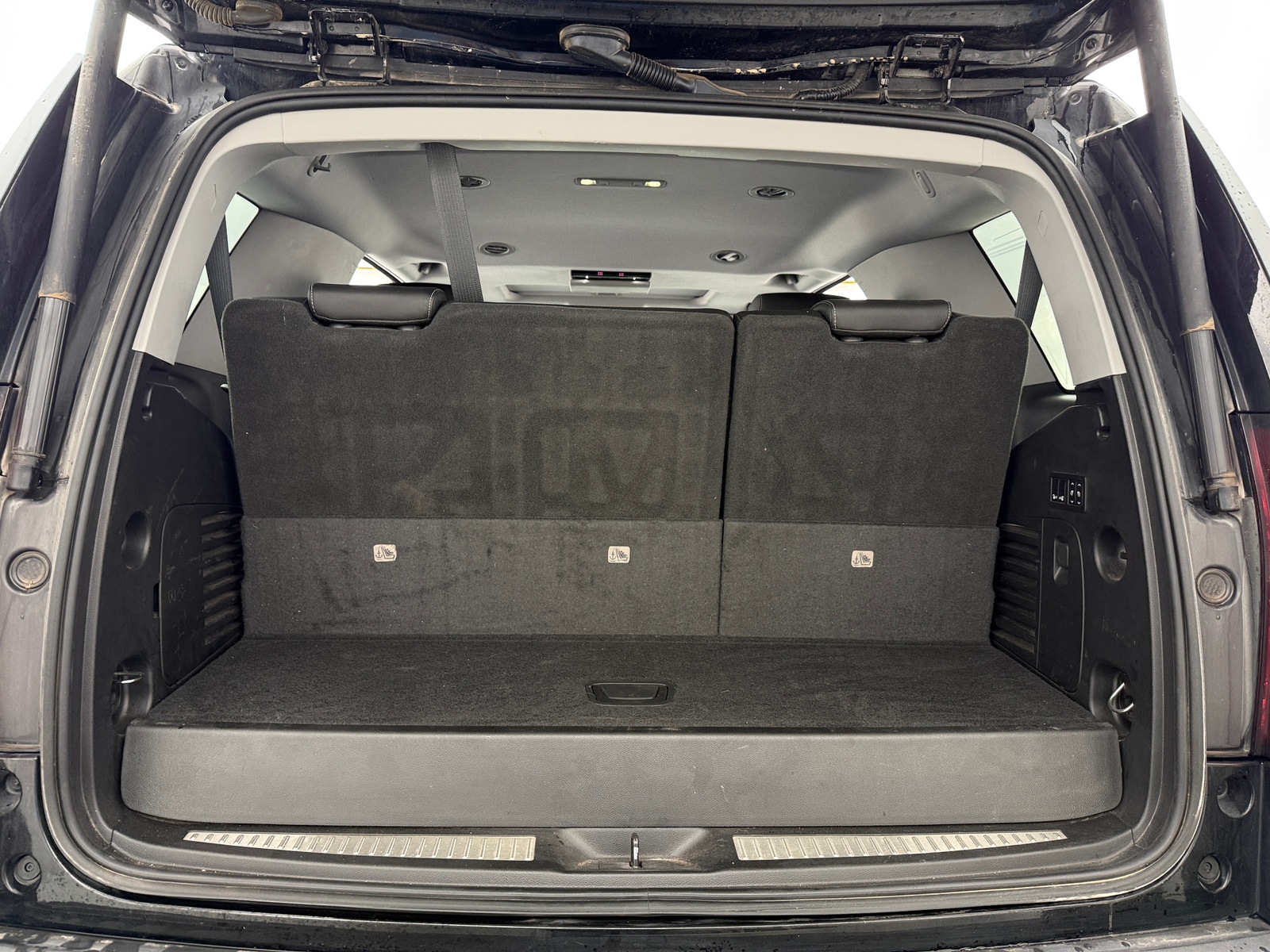 Thumbnail: 2018 Chevrolet Tahoe - 2