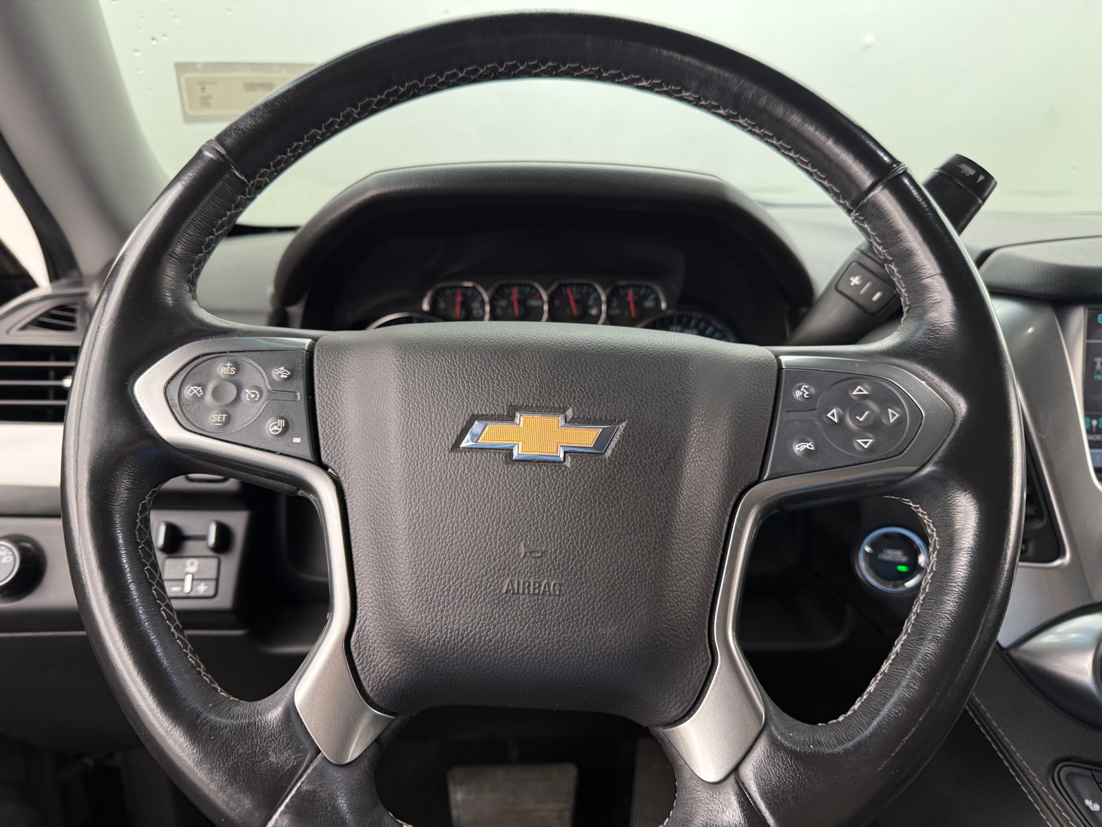 Thumbnail: 2018 Chevrolet Tahoe - 4
