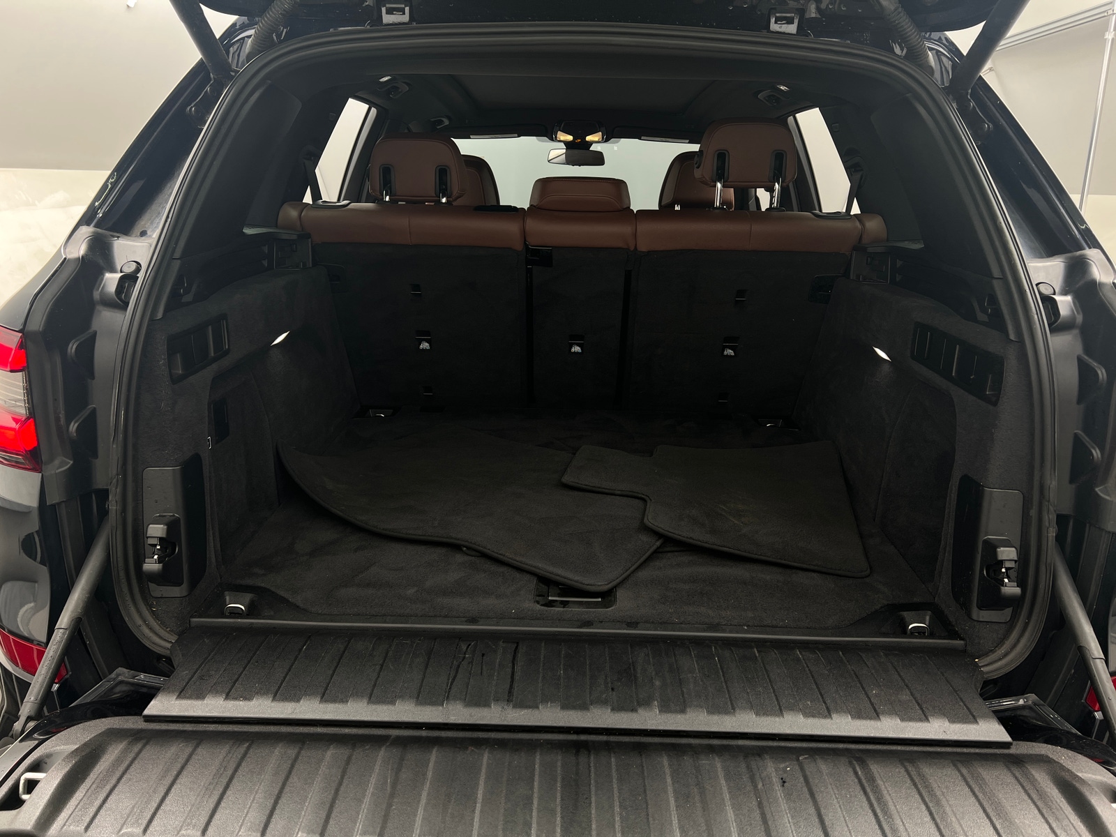 Thumbnail: 2020 BMW X5 - 6