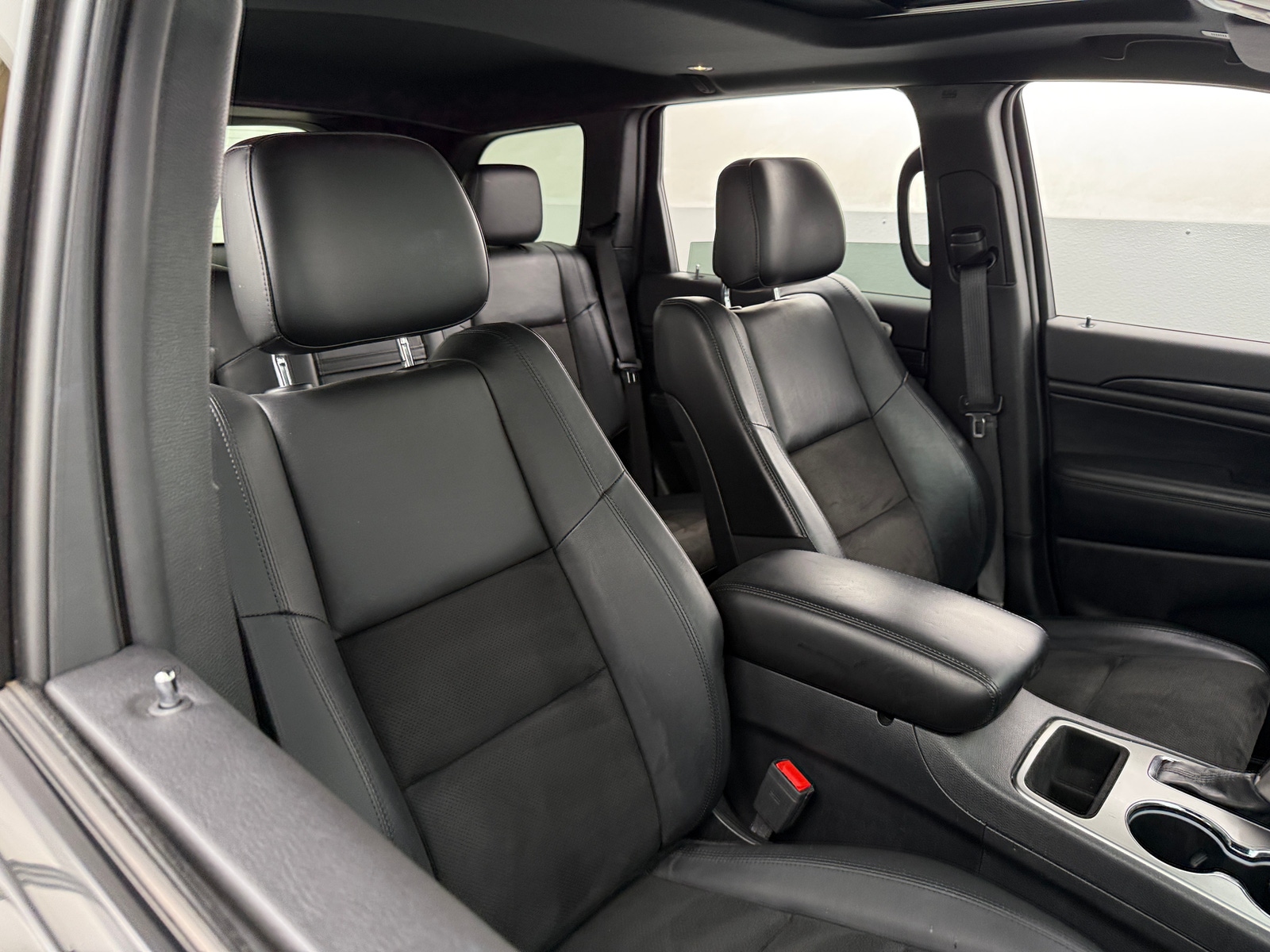 Thumbnail: 2020 Jeep Grand Cherokee - 2