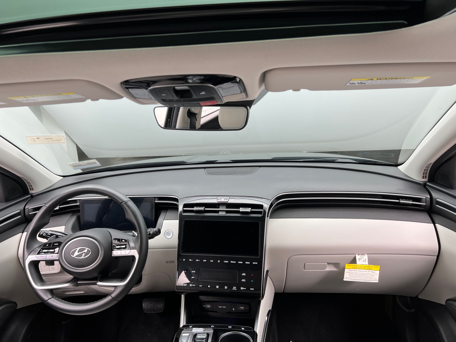 Thumbnail: 2024 Hyundai Tucson - 3
