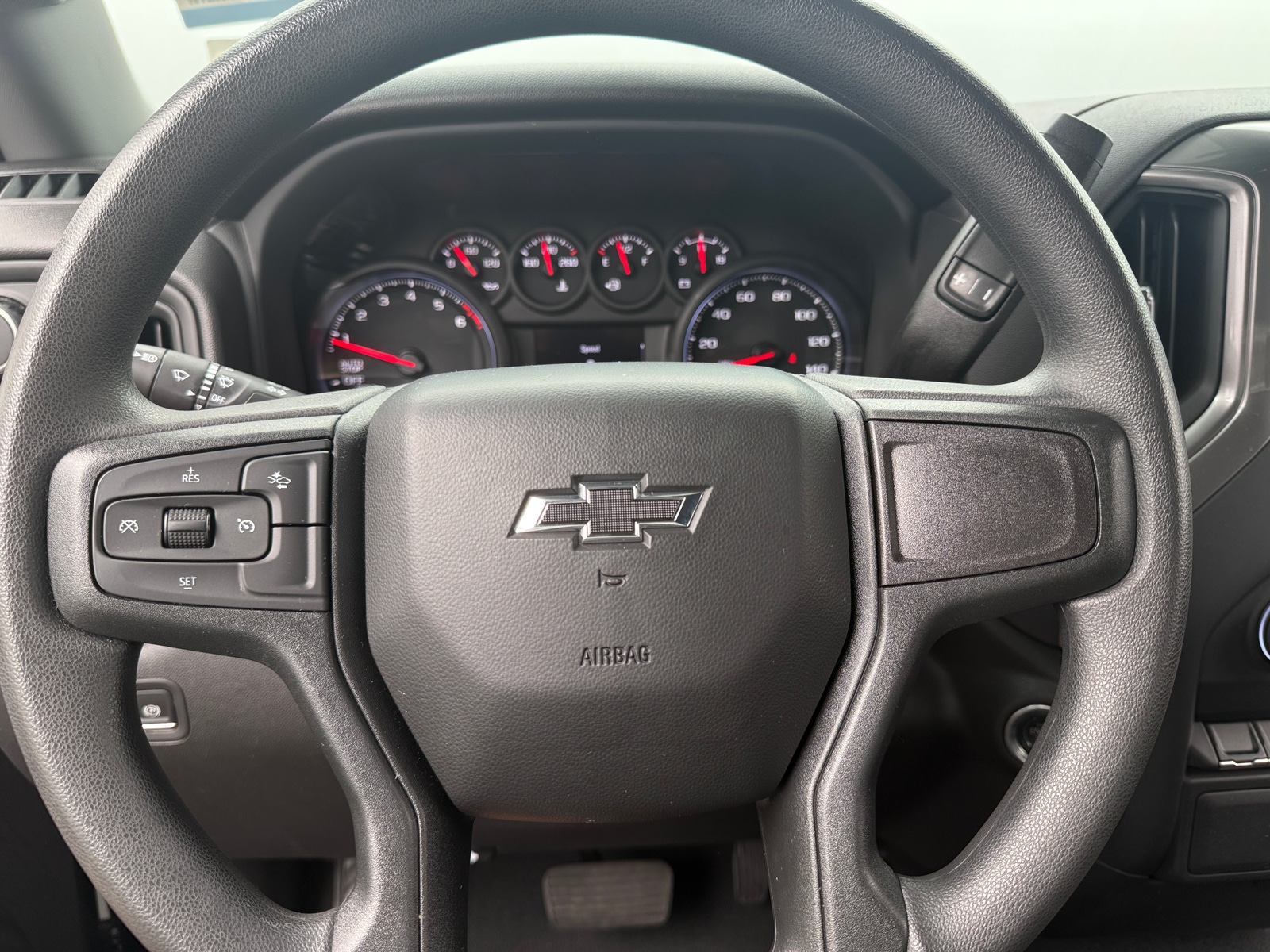 Thumbnail: 2024 Chevrolet Silverado 1500 - 5