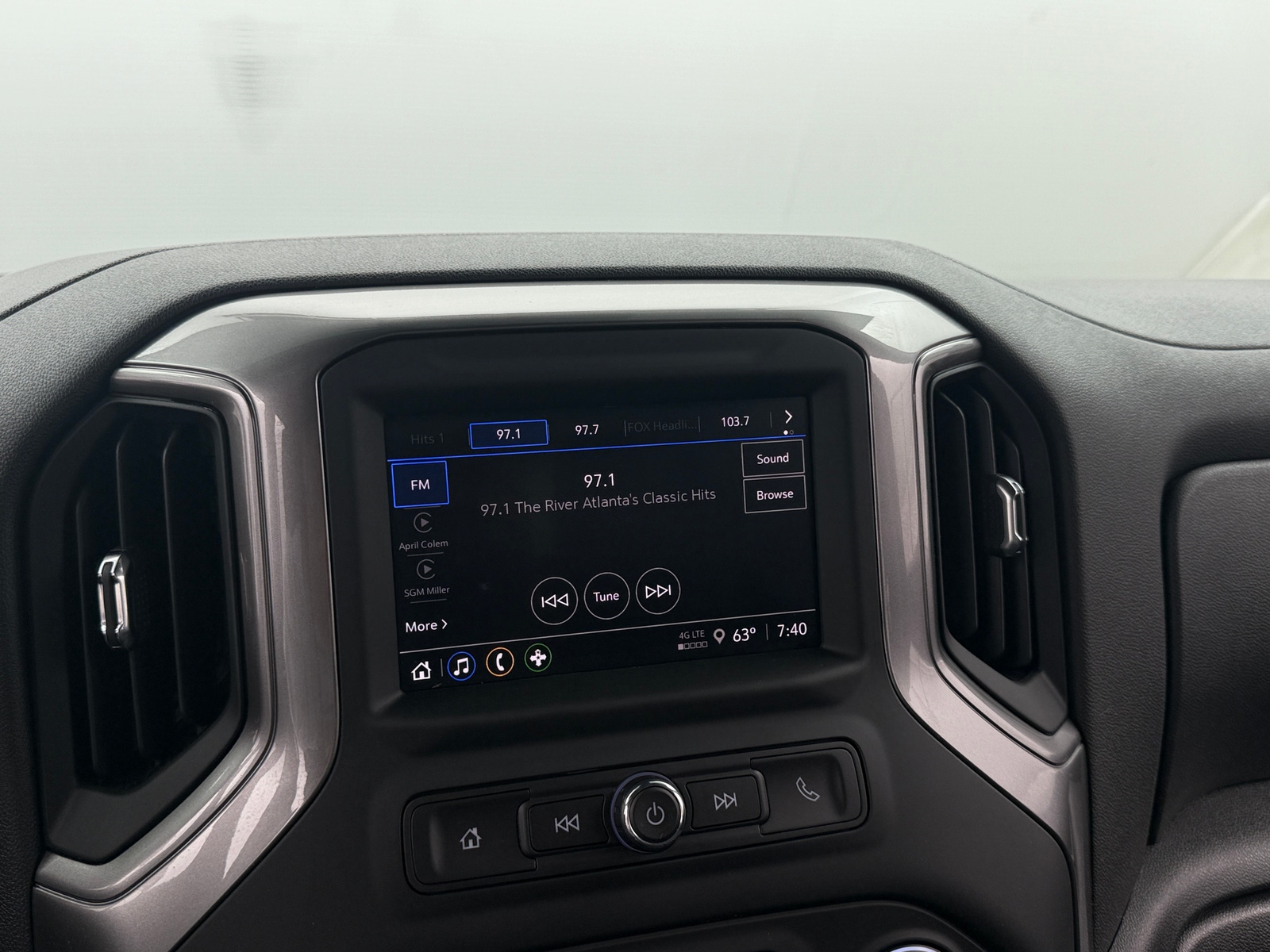 Thumbnail: 2024 Chevrolet Silverado 1500 - 4
