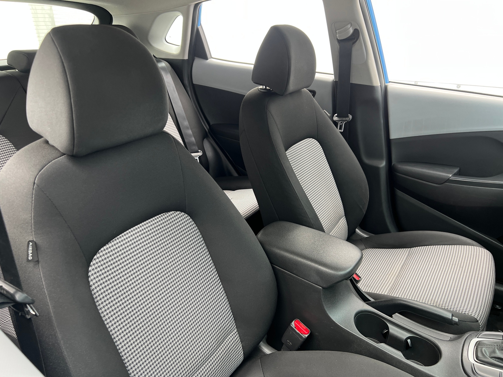 Thumbnail: 2021 Hyundai Kona - 2