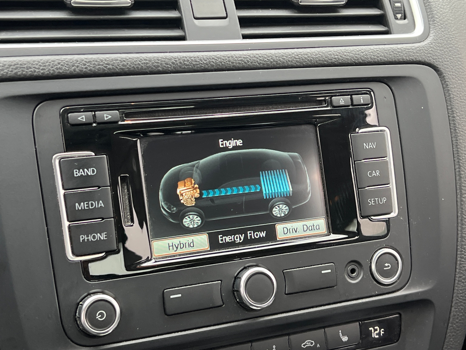 Thumbnail: 2014 Volkswagen Jetta - 3