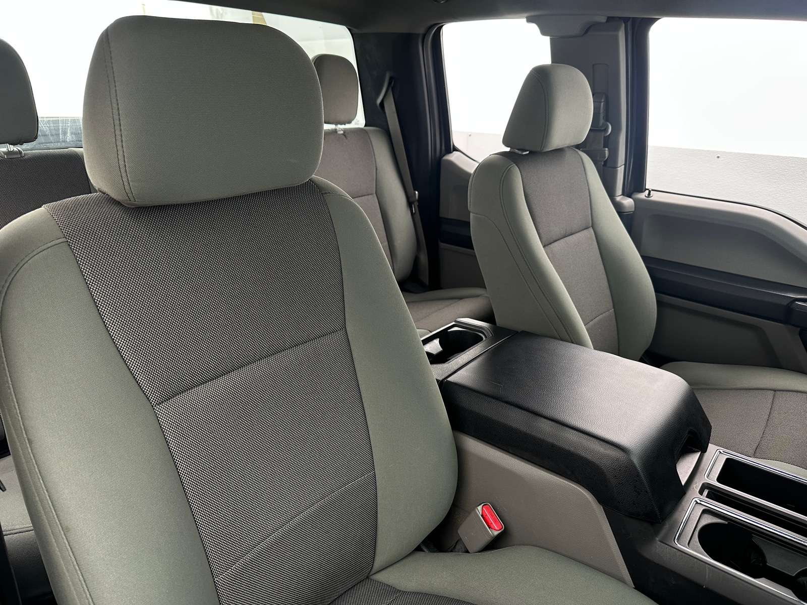 Thumbnail: 2016 Ford Econoline - 2