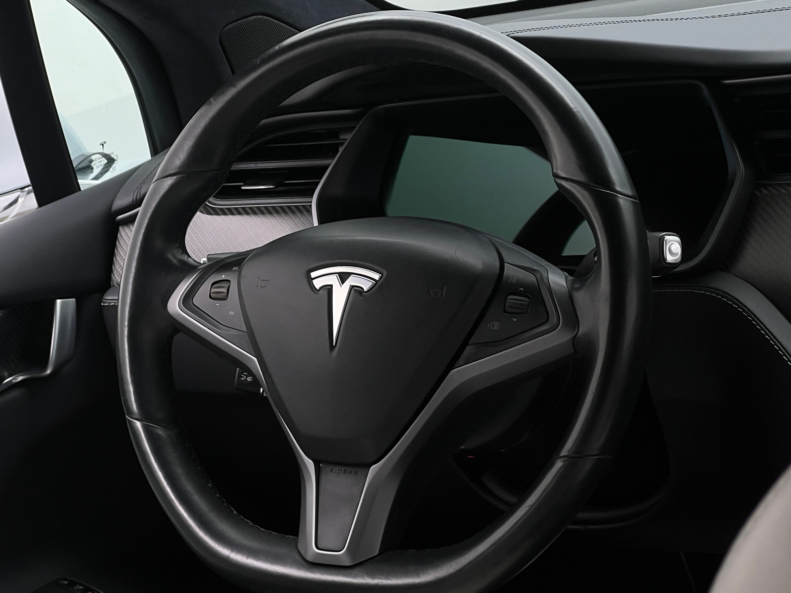 Thumbnail: 2020 Tesla Model X - 4