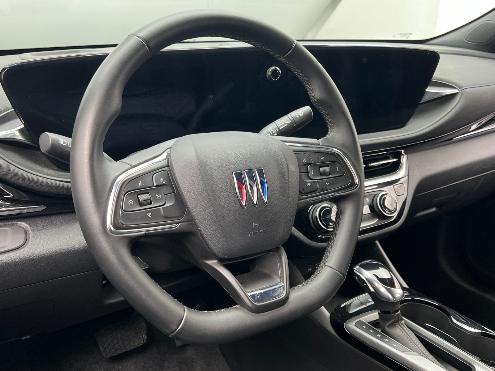 Thumbnail: 2025 Buick Envista - 4