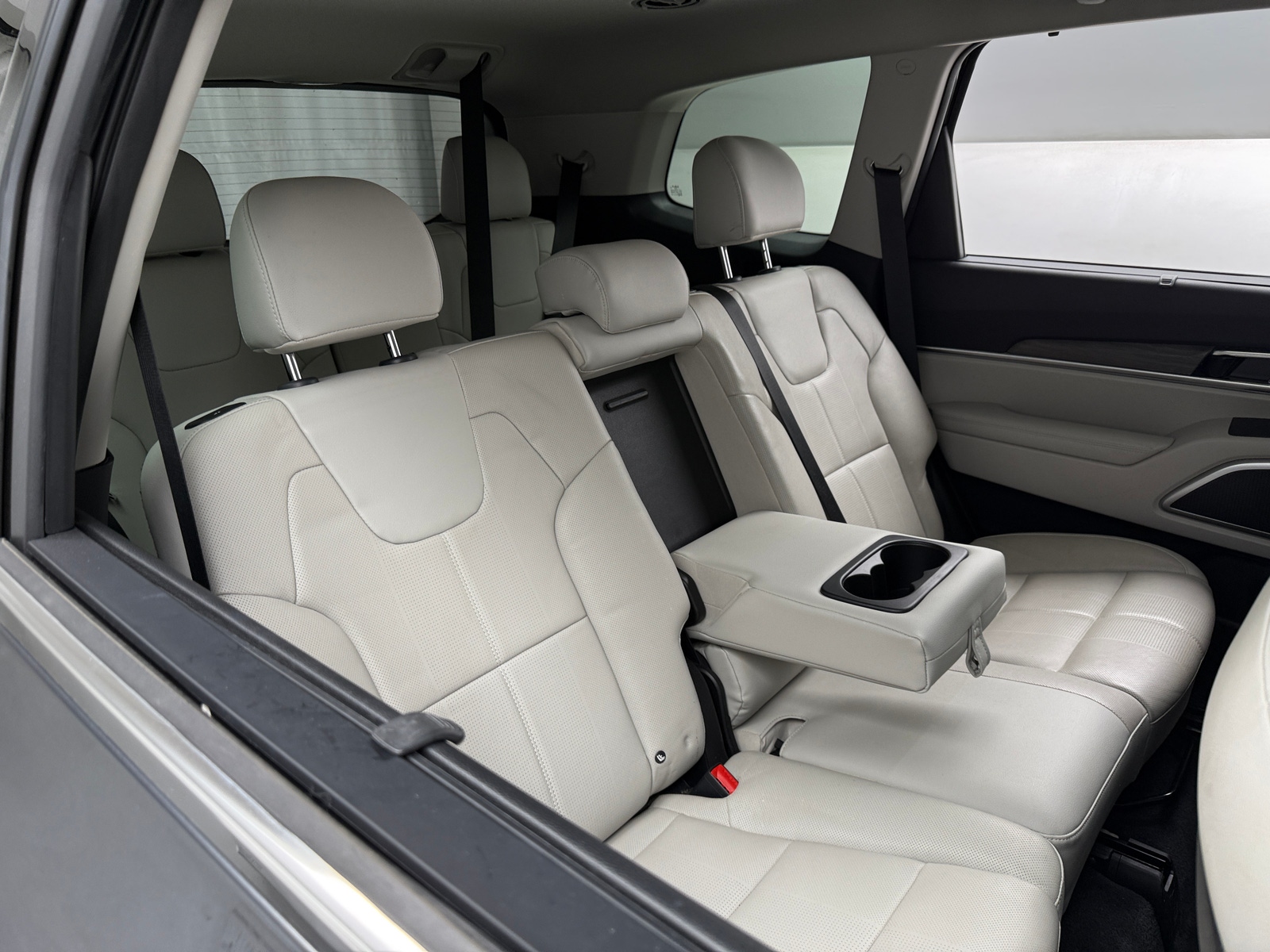 Thumbnail: 2022 Kia Telluride - 5